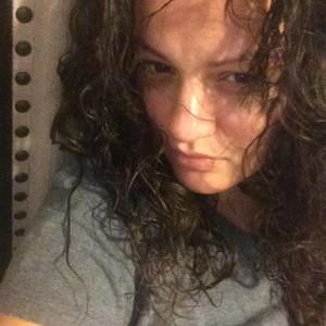 Meet your Posher, Mariela